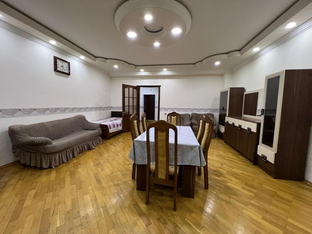 Bakuvi Apartments On New Boulveard Bagian luar foto