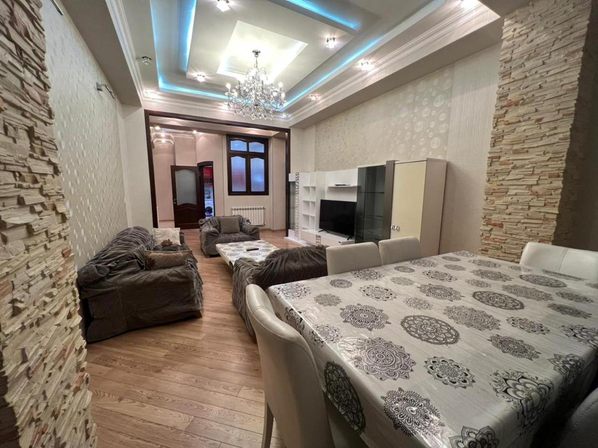Bakuvi Apartments On New Boulveard Bagian luar foto