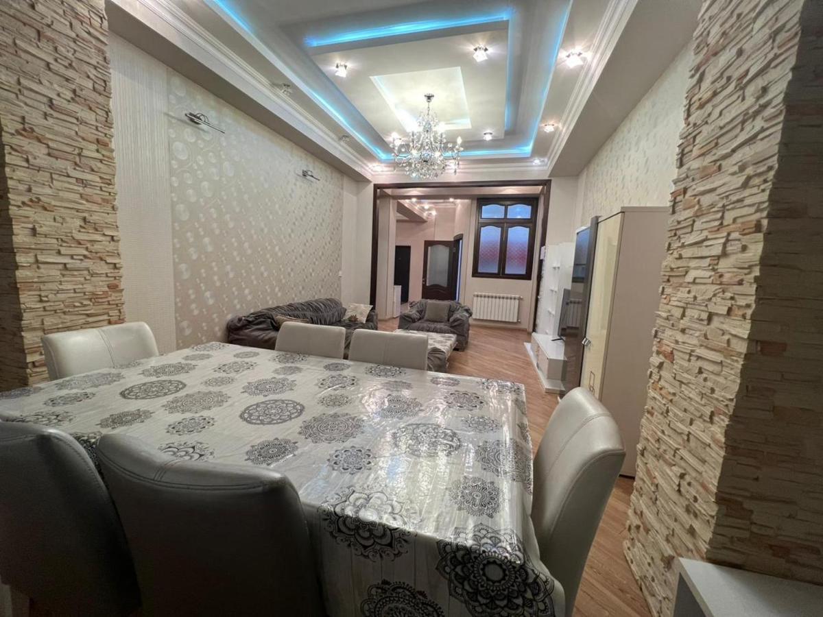 Bakuvi Apartments On New Boulveard Bagian luar foto